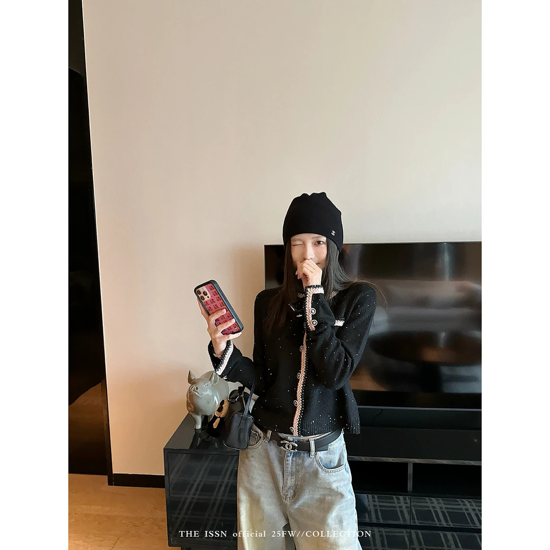 THEISSN宁司 小香风单排扣长袖针织衫女秋季设计感上衣 01374
