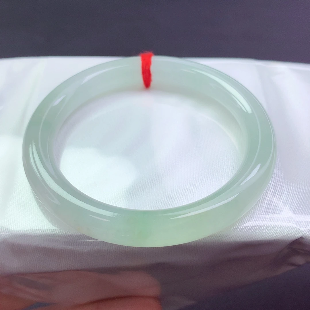 【闪购商品】未镶嵌手镯翡翠a 011012