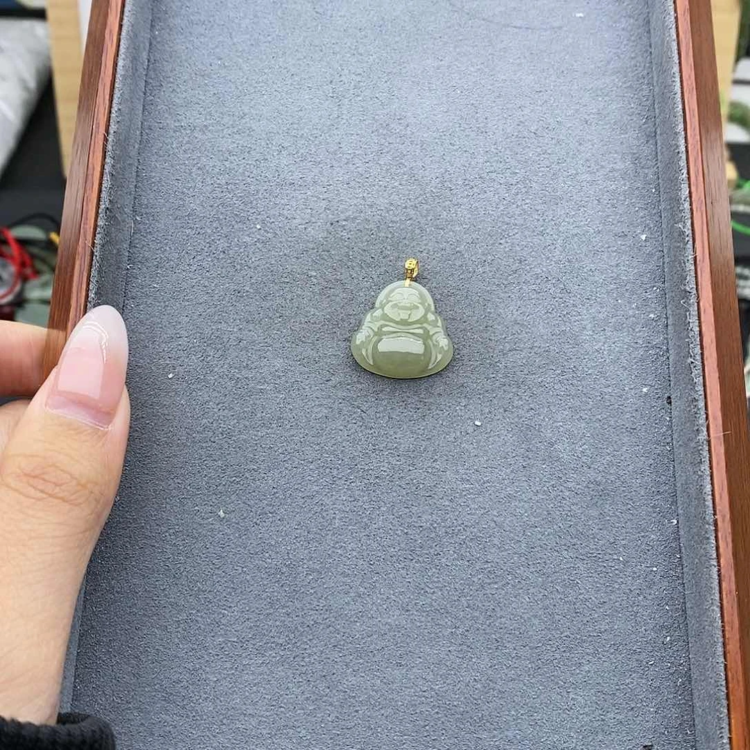 和田玉吊坠(不含链)18K金镶嵌
