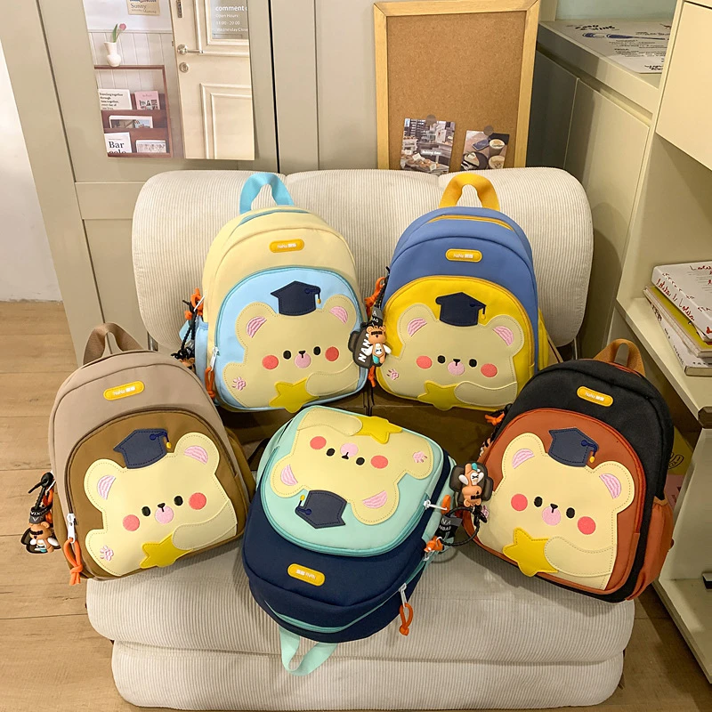 幼儿园书包1-5岁男女宝宝入学外出旅游可爱卡通轻便防走丢背包
