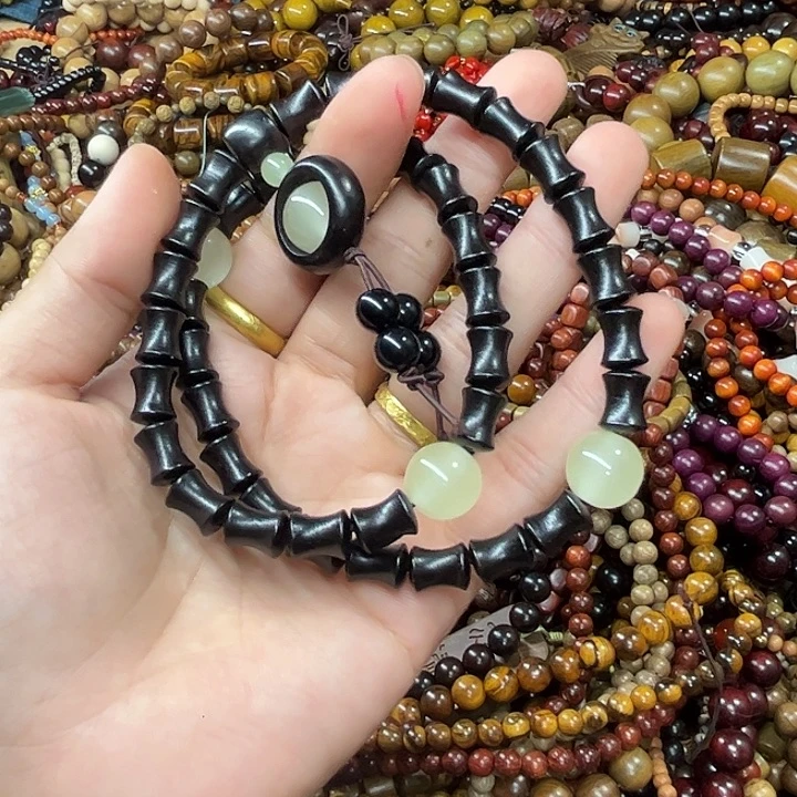 维腊木（绿檀）无事牌