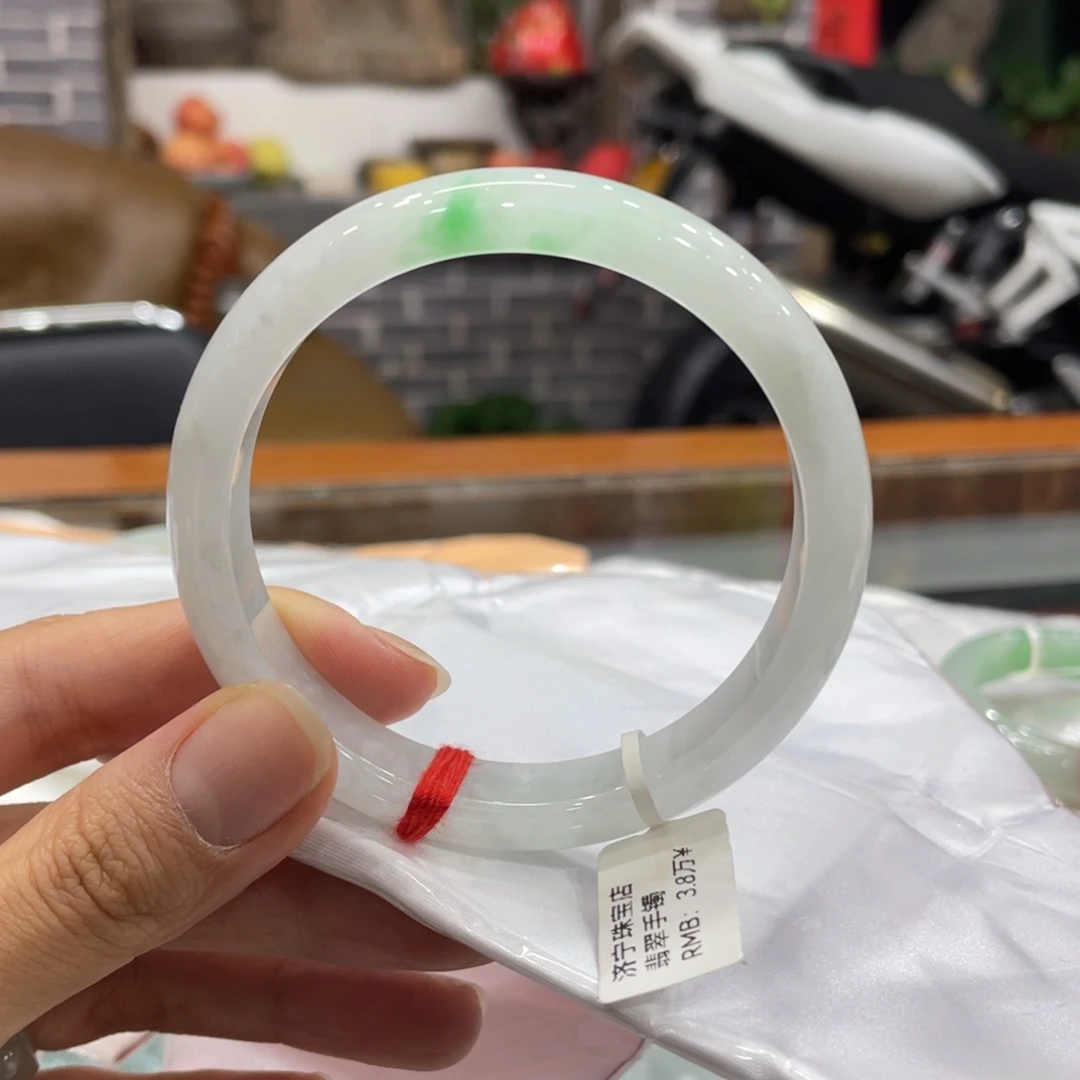翡翠未镶嵌手镯翡翠手镯