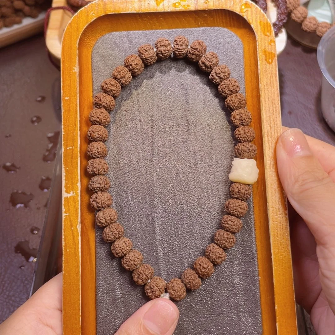 吊坠金刚菩提老树平细9+