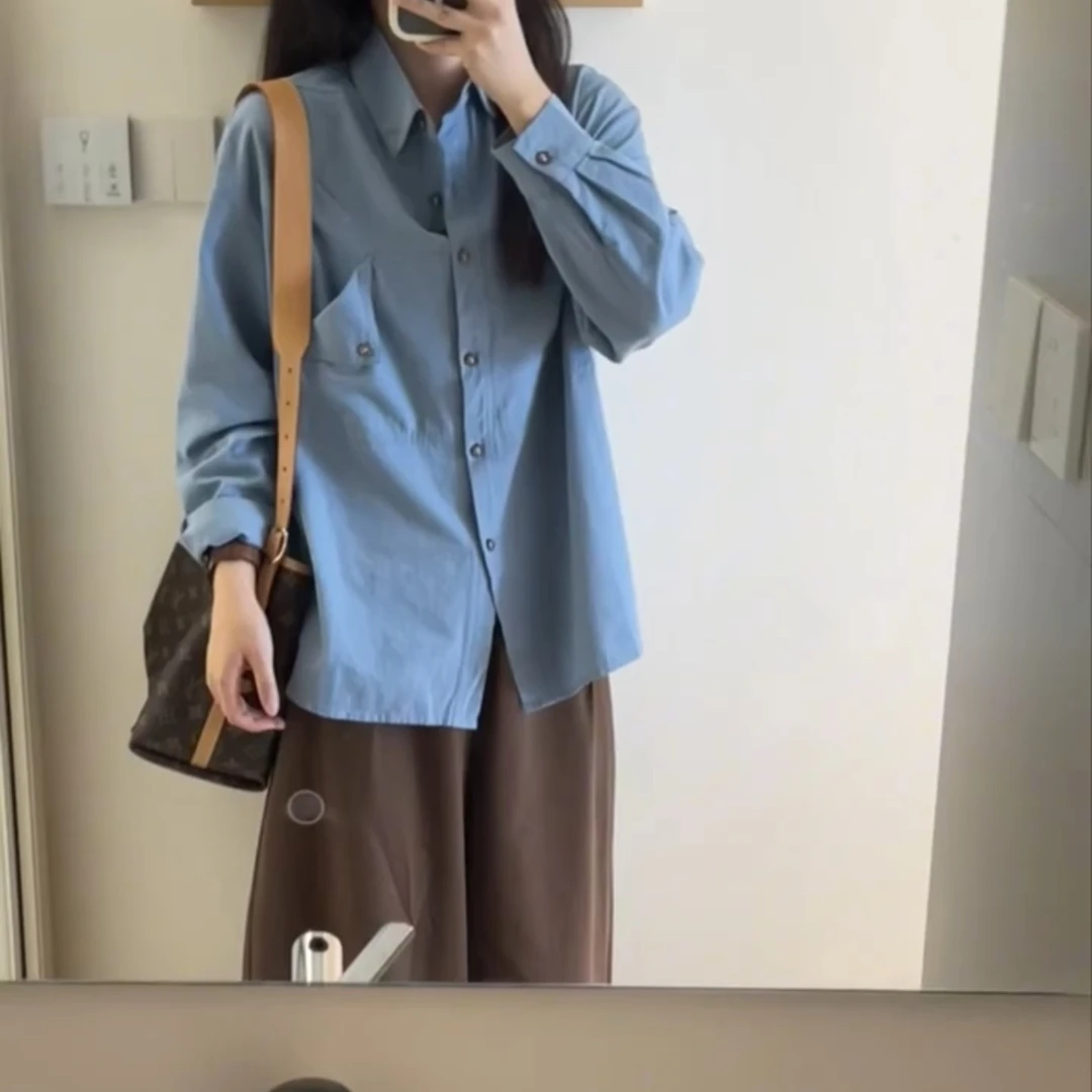 松弛感雾霾蓝衬衫女秋通勤穿搭外穿衬衣百搭上衣设计感慵懒风外套