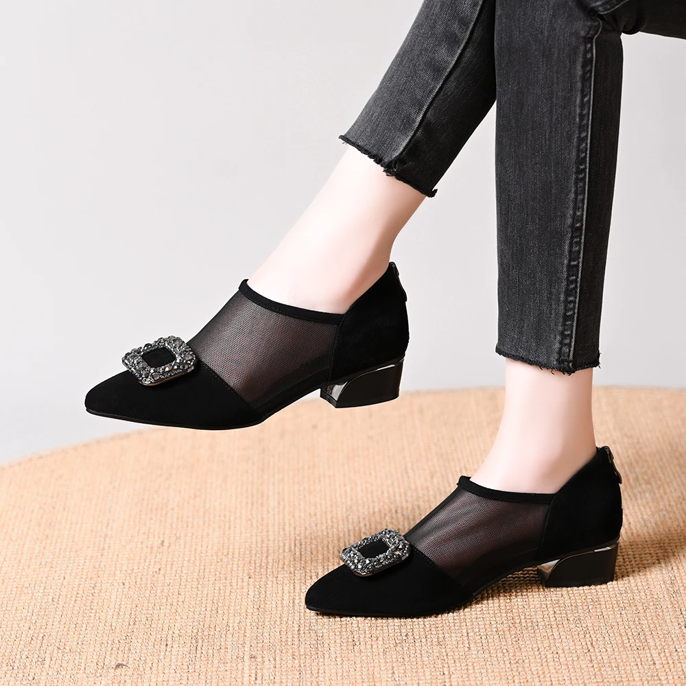 气质百搭浅口水钻扣网纱鞋女2025春夏新款低跟鞋方跟尖头镂空单鞋