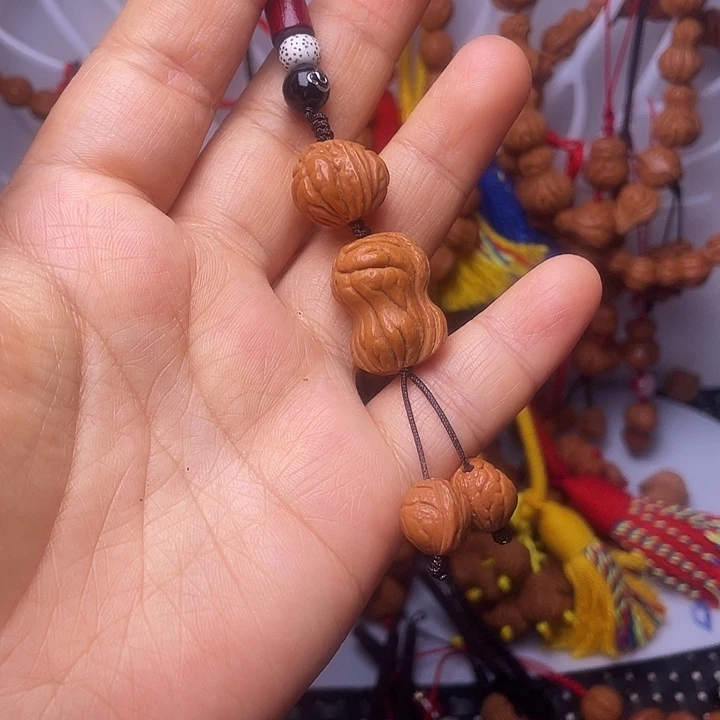 桃核吊坠龙纹桃枭