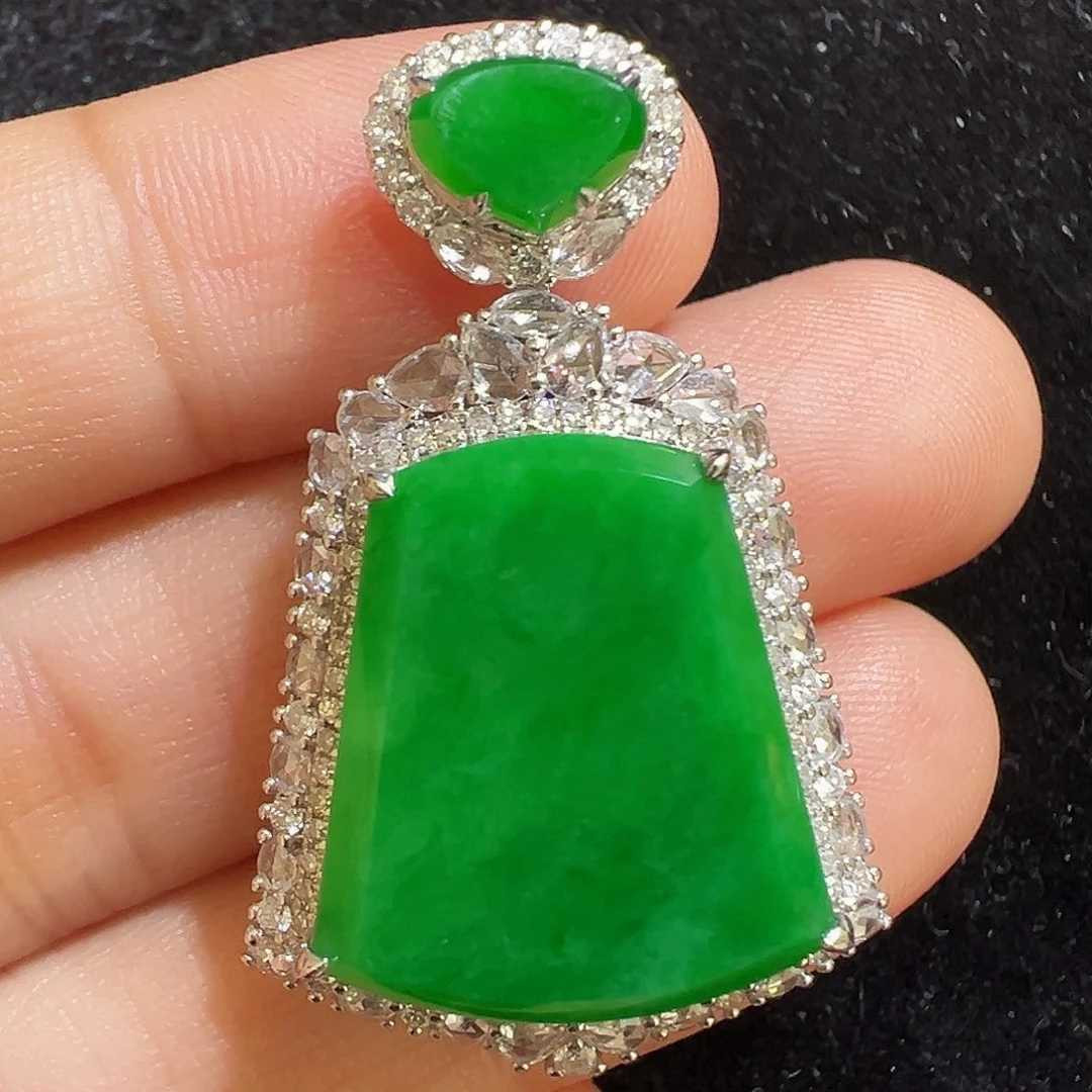 吊坠(不含链)18K金镶嵌翡翠