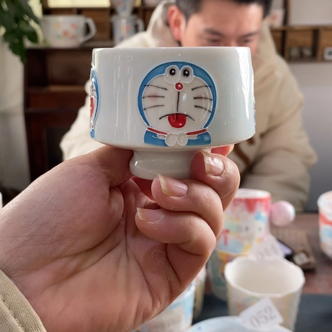 思***瘦瓷片八花鱼景德镇釉下彩手绘