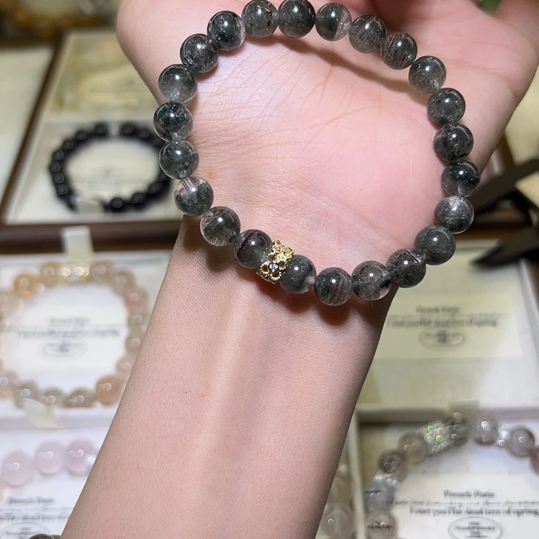 水晶手链未镶嵌依**挞48小时鉴赏