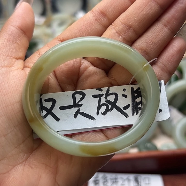 定制和田玉未镶嵌和田玉手把件