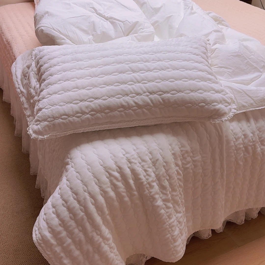 棉天鹅绒床盖三件套白色