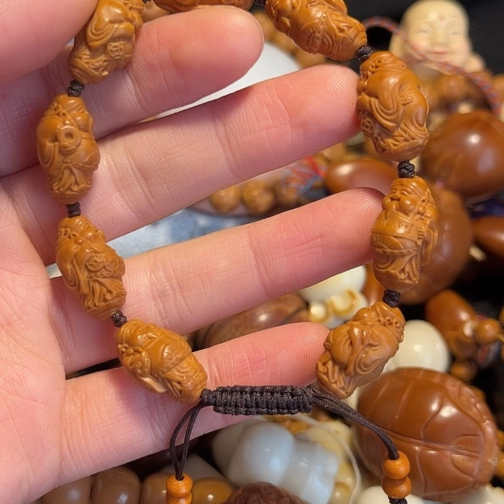 橄榄核手串/手链站立财神1.2