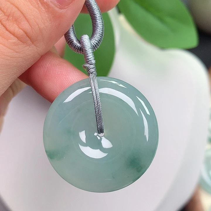 颈饰未镶嵌翡翠平安扣 29.8x6.1mm