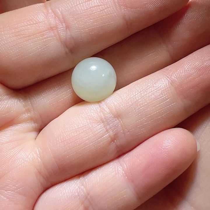 随***心和田玉未镶嵌吊坠(不含链)