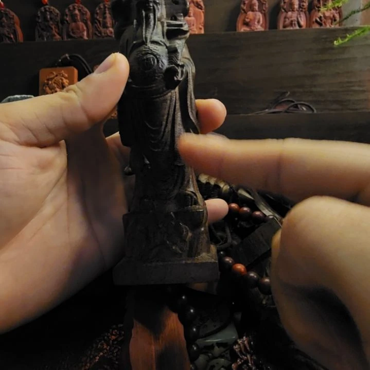 大叶紫檀（黑酸枝木类）