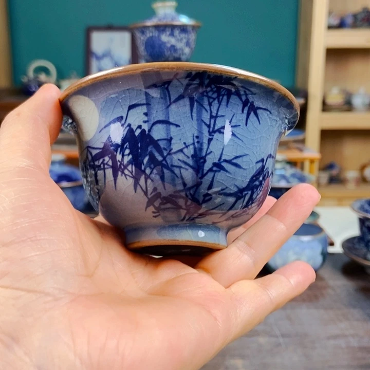 瓷片手工制作工艺精湛等