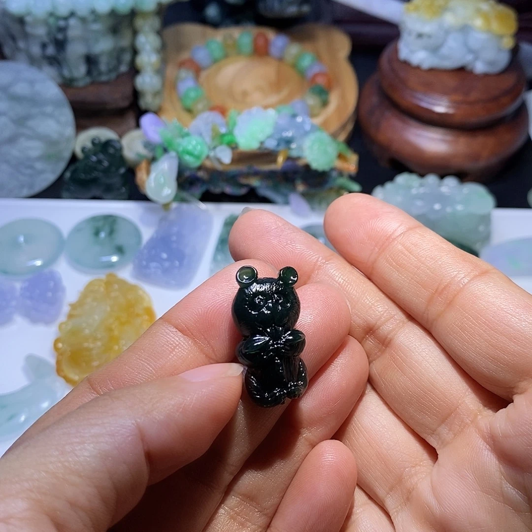 宝***宝定制翡翠未镶嵌吊坠