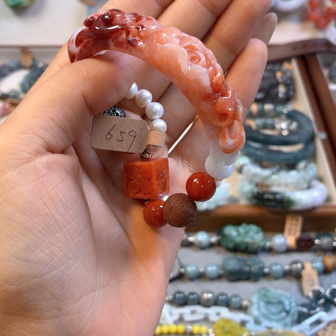 夢***影未镶嵌挂件翡翠手串