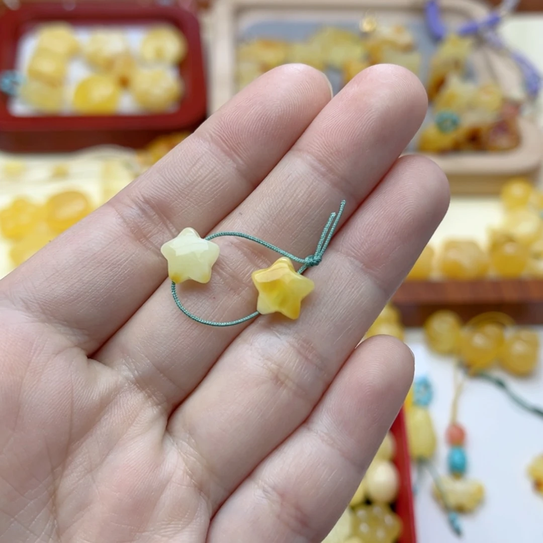 【闪购商品】蜜蜡裸石未镶嵌配饰