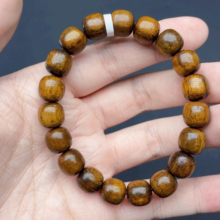 沉香碎屑沉香海南黄奇