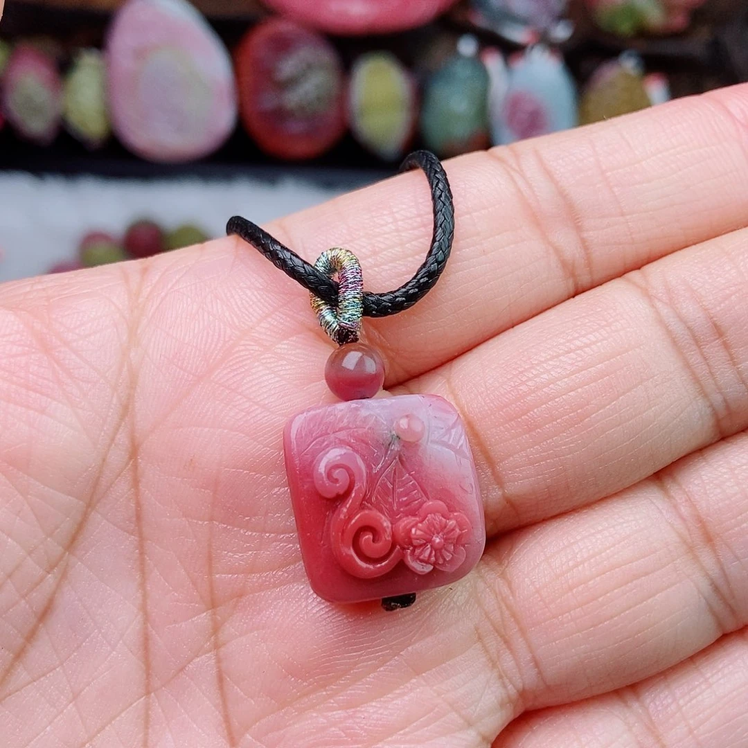 玛瑙/玉髓未镶嵌珠宝半成品