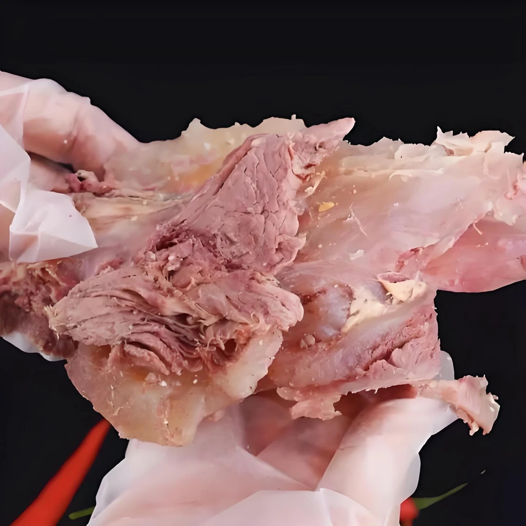 剔骨牛排肉小块现场称重现场改价