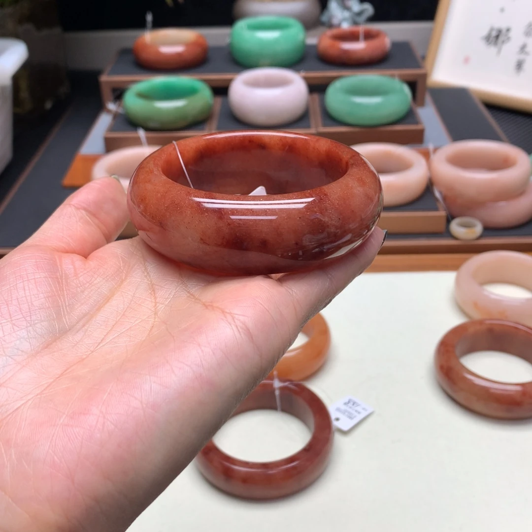 毅***锋石英质玉（非洲翠）未镶嵌舍