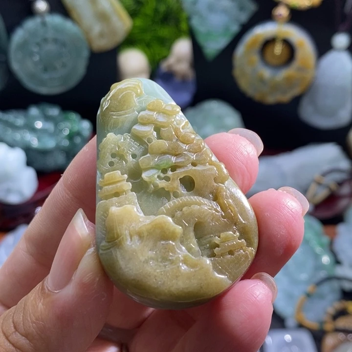 【闪购商品】颈饰未镶嵌翡翠山水