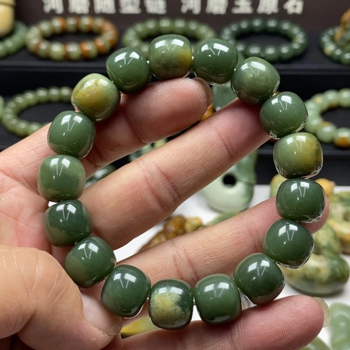 手链未镶嵌岫岩河磨玉（透闪石质玉）