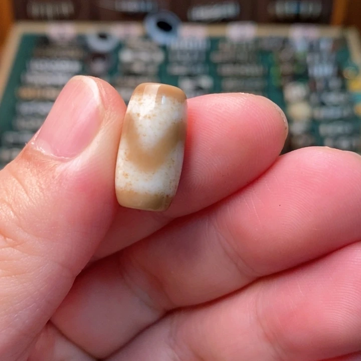 未镶嵌玛瑙/玉髓珠宝半成品