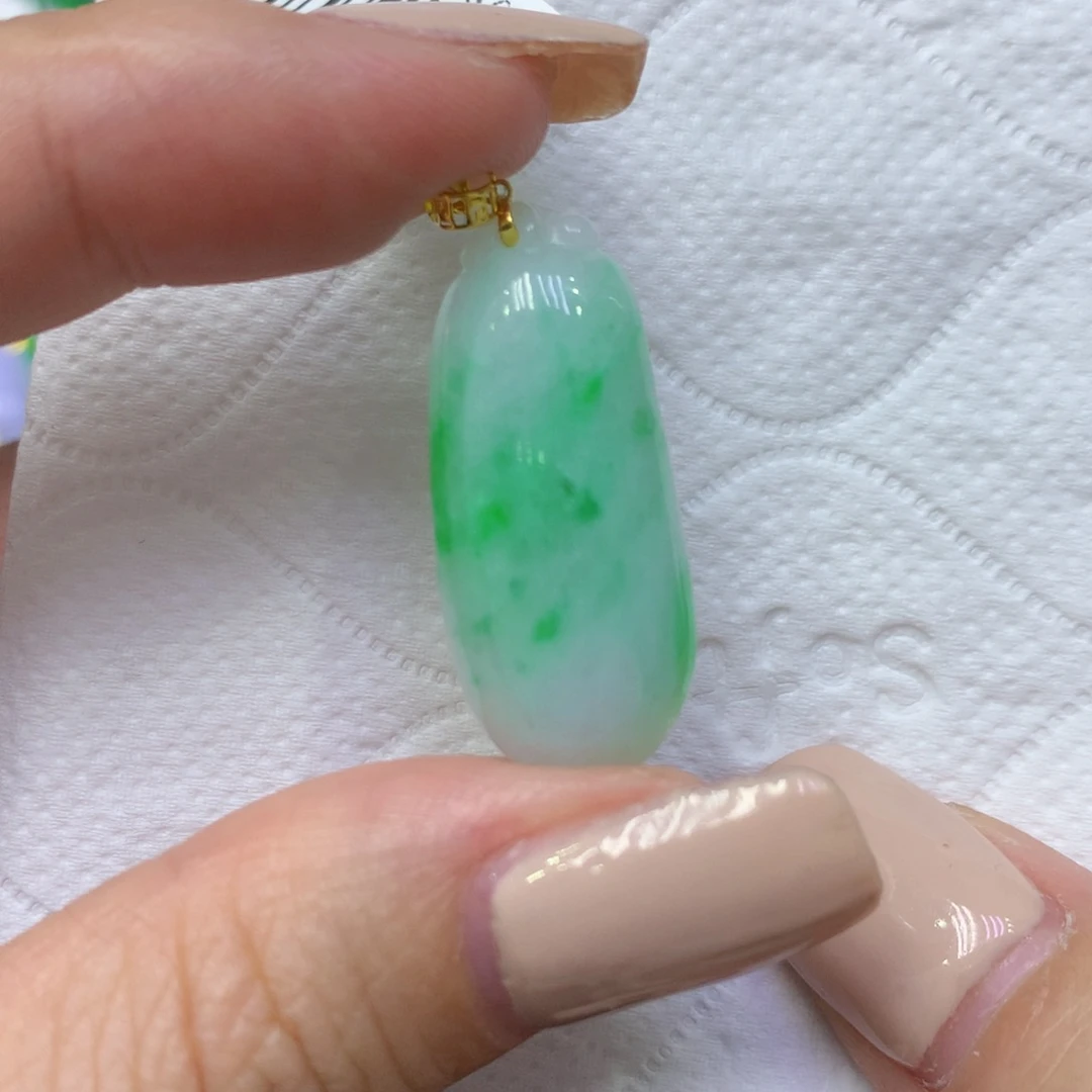 颈饰18K金镶嵌翡翠