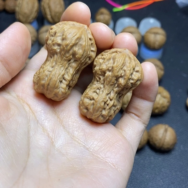 古***虎文玩核桃手串手捻