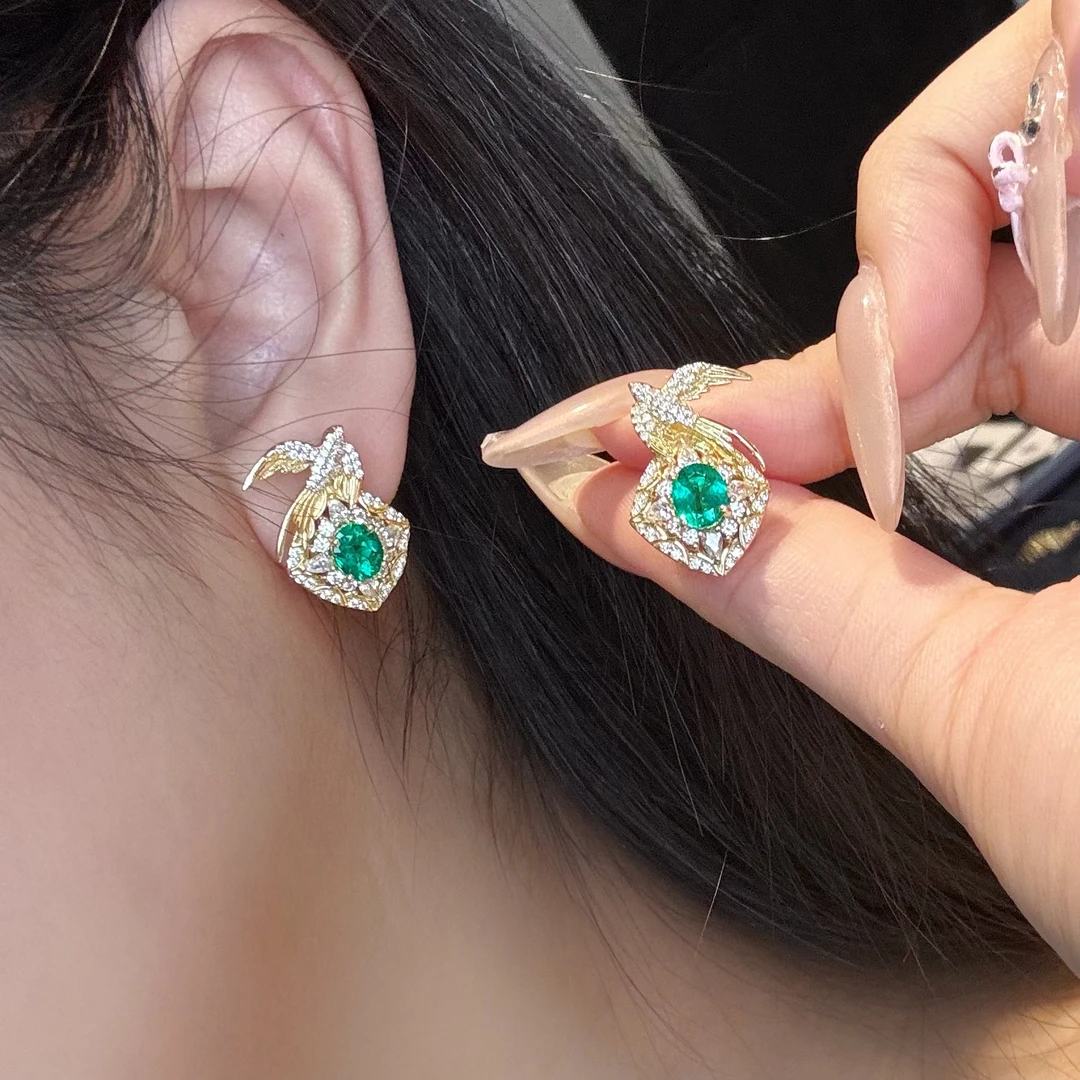 培育祖母绿E4653【燕归】镶嵌蛋形木佐绿色精致气质设计款耳钉