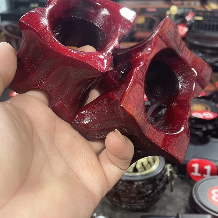 琉璃手工艺品红木底座工艺品