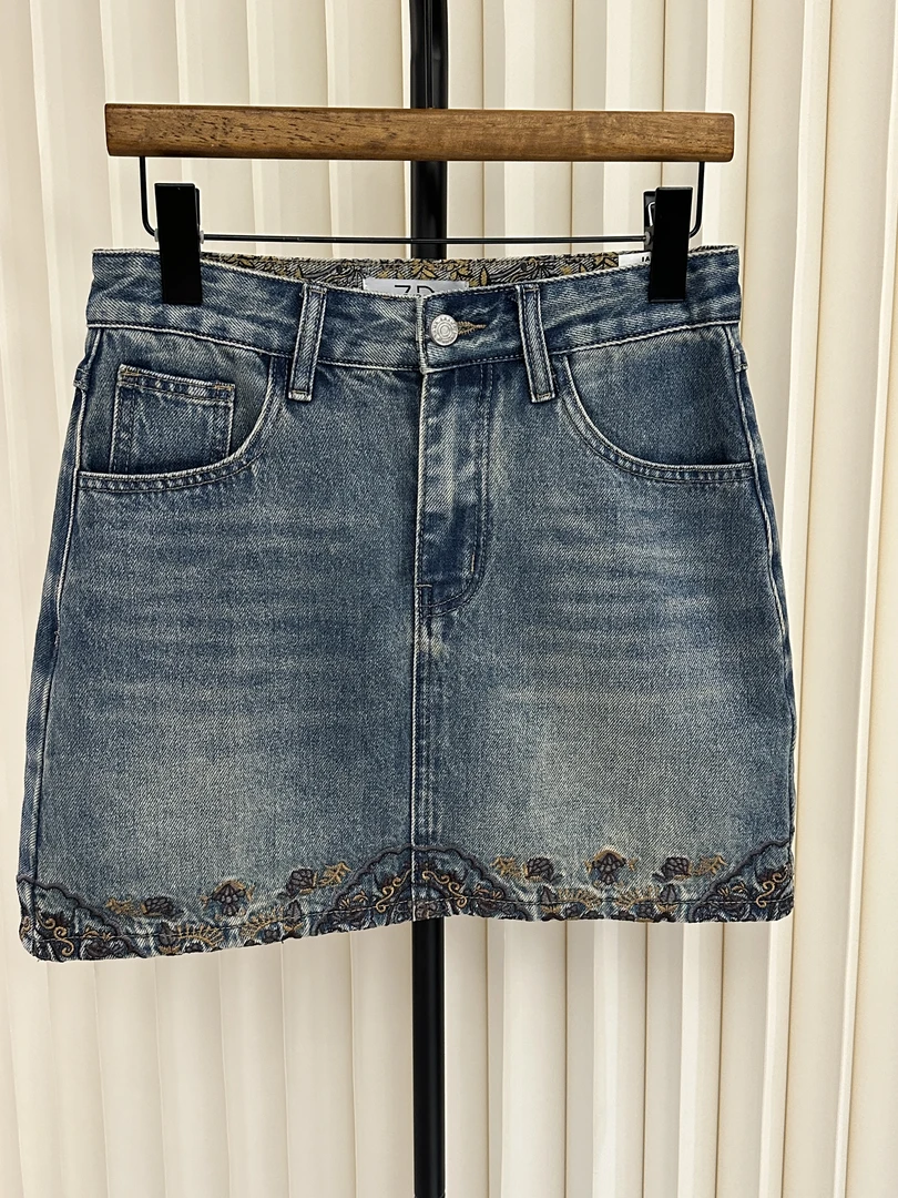 【Z.D/WORKROOM】25/26欧货重工水洗国风刺绣A字牛仔半身裙