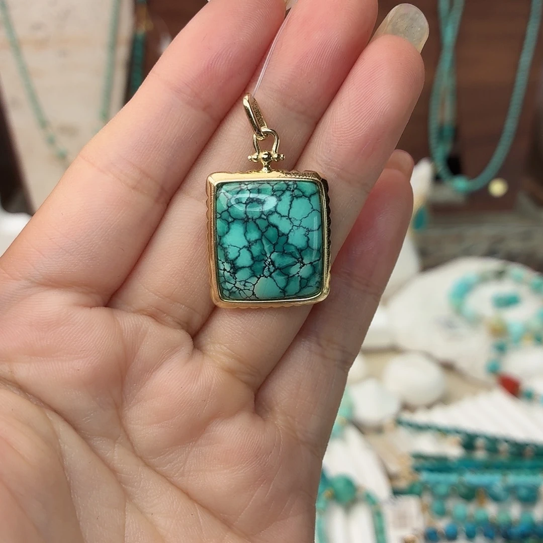 玉***姐绿松石合金吊坠(不含链)吊坠