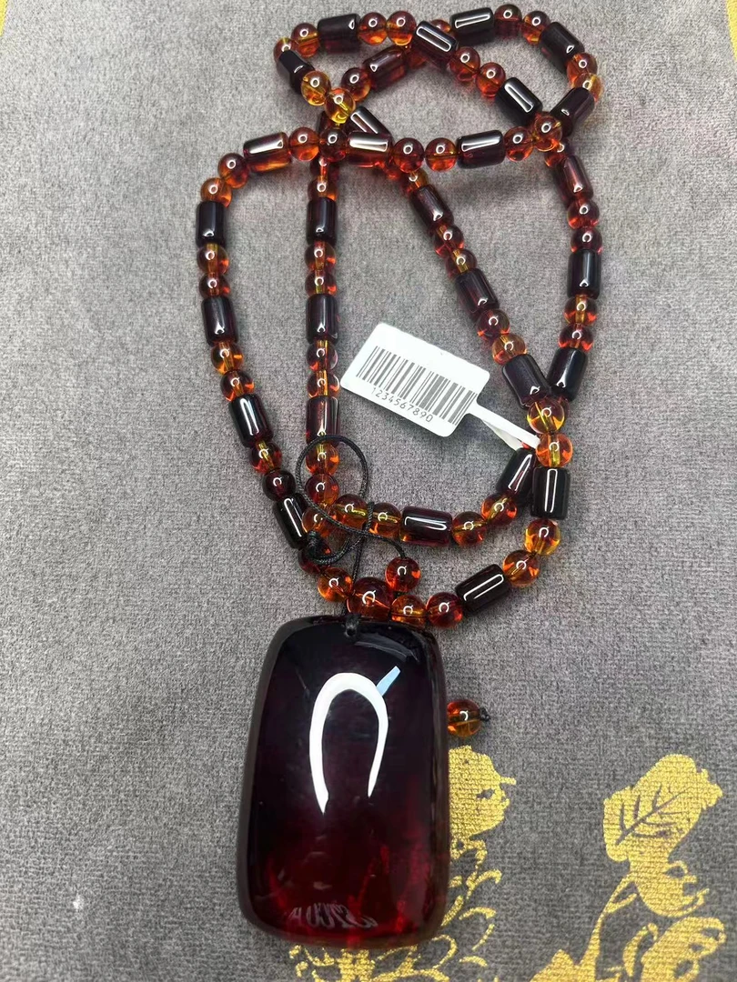 珏霜高端推荐 血珀无事牌挂件 ML 0727