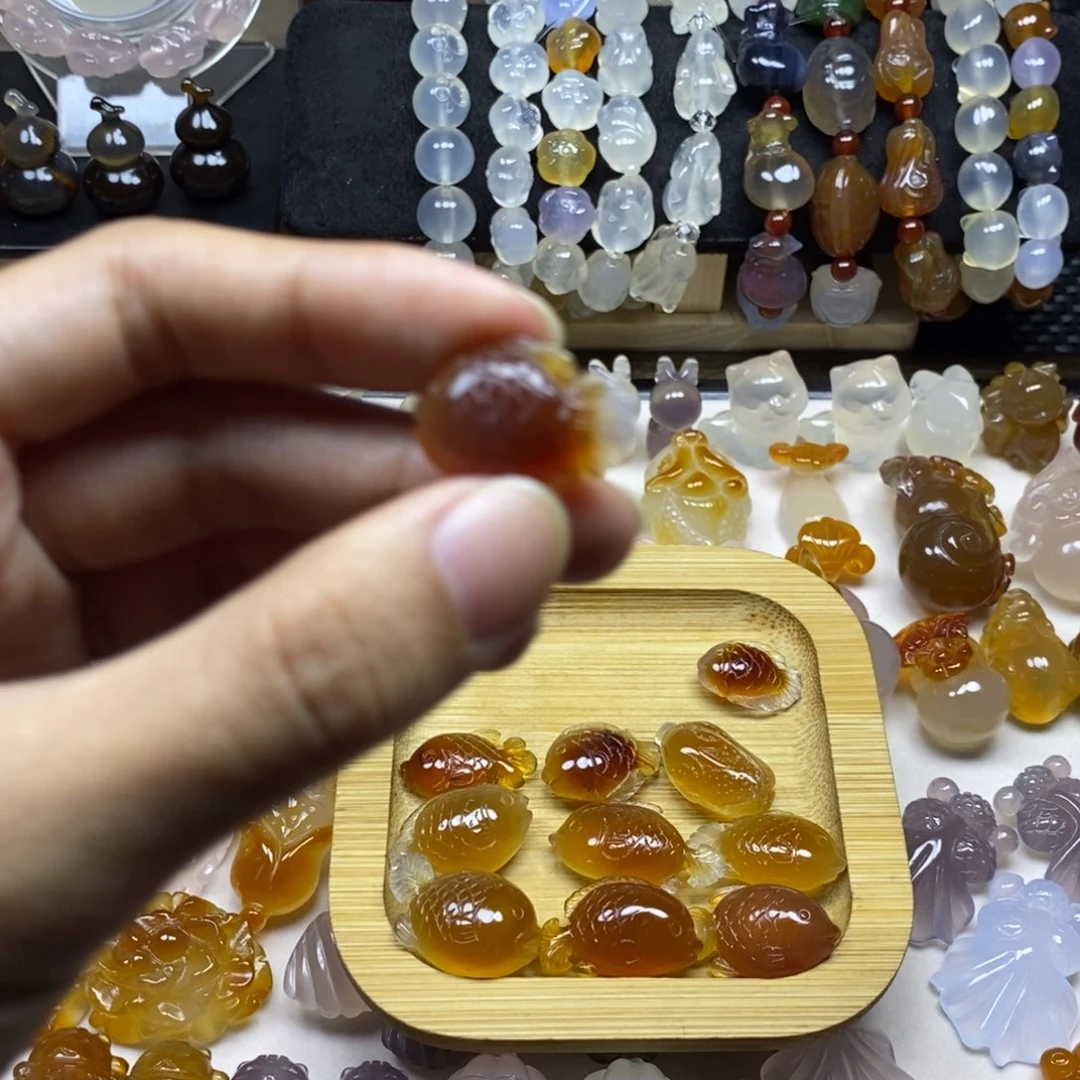 双***未镶嵌颈饰玛瑙/玉髓