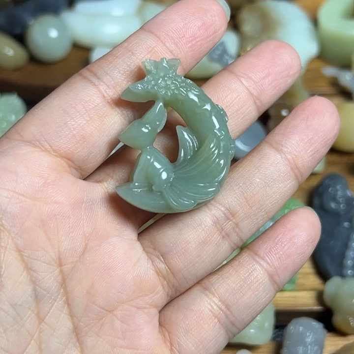 颈饰未镶嵌和田玉幸**猪