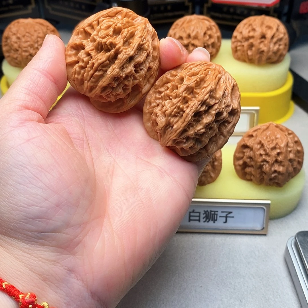 吊坠文玩核桃41尺虎头231号