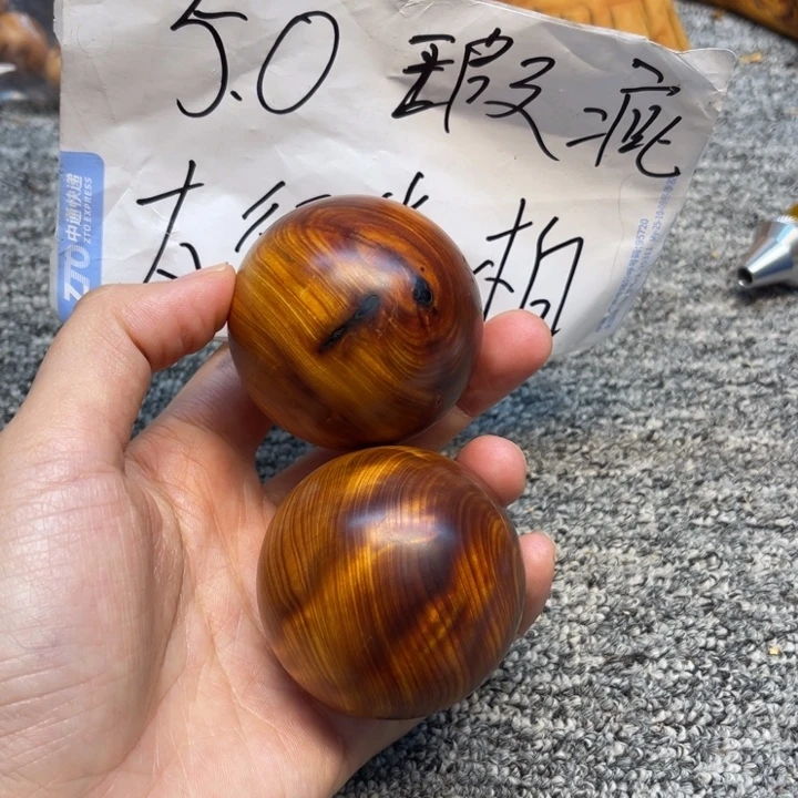 柏木（崖柏）瑕疵04