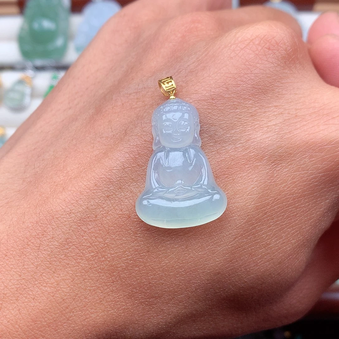 夏***天翡翠18K金镶嵌吊坠(不含链)