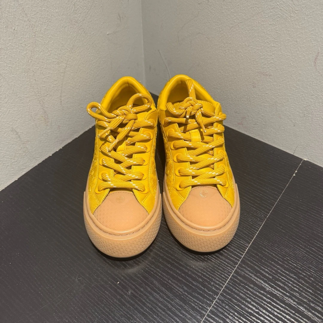 一口价 Dior x Stone island /21923/B33 黄绸缎板鞋40 全新无盒