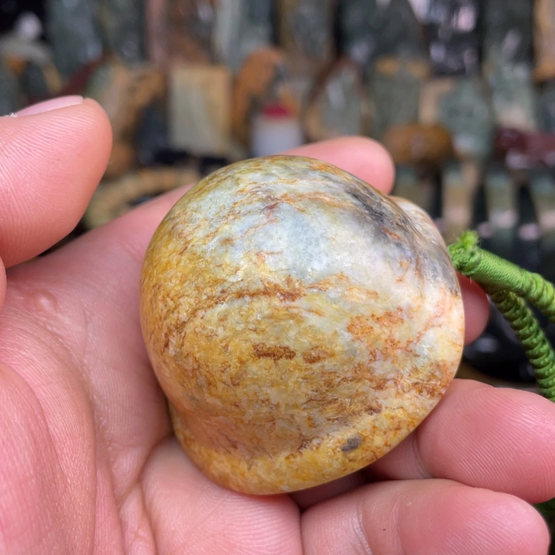 岫岩河磨玉（透闪石质玉）未镶嵌颈饰