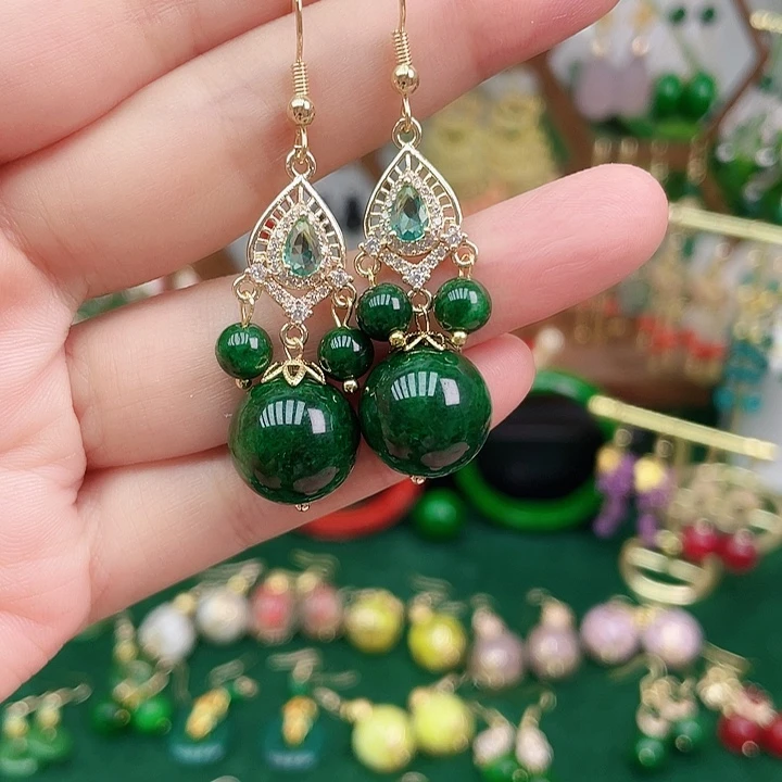 石英质玉合金耳钉