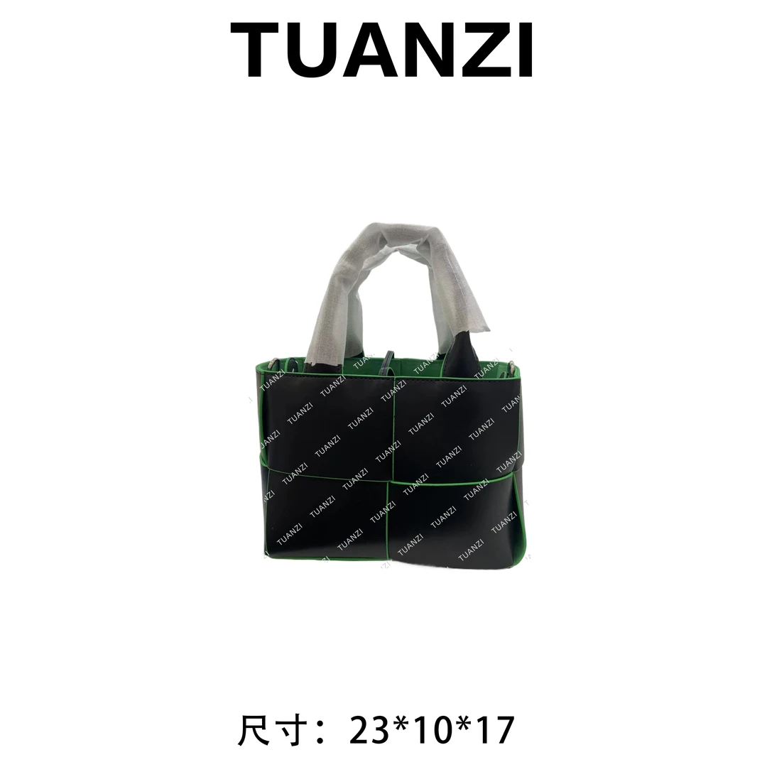 〖高端玩家〗春夏新款女士轻奢时尚腋下女包 XKY-6823-黑配绿