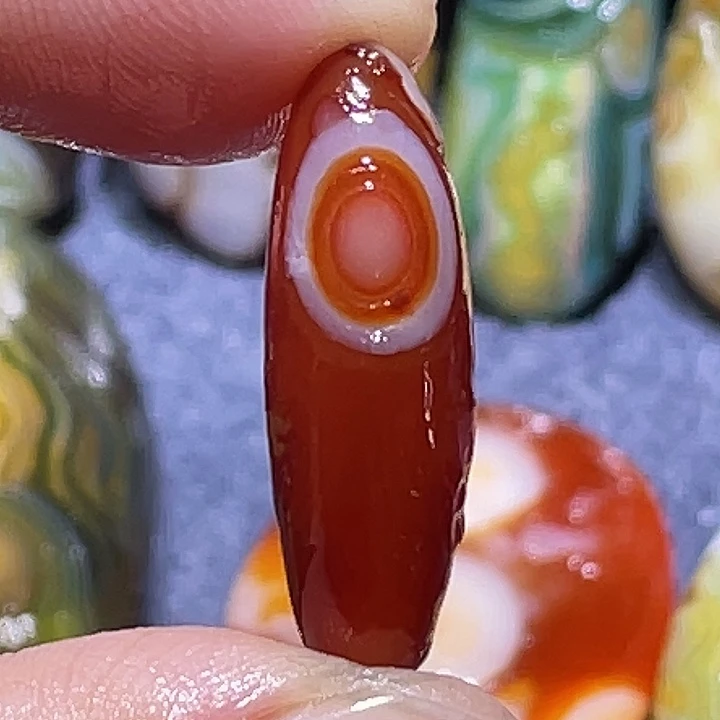 玛瑙/玉髓未镶嵌珠宝奇石