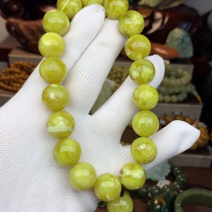 岫岩河磨玉（透闪石质玉）未镶嵌把件