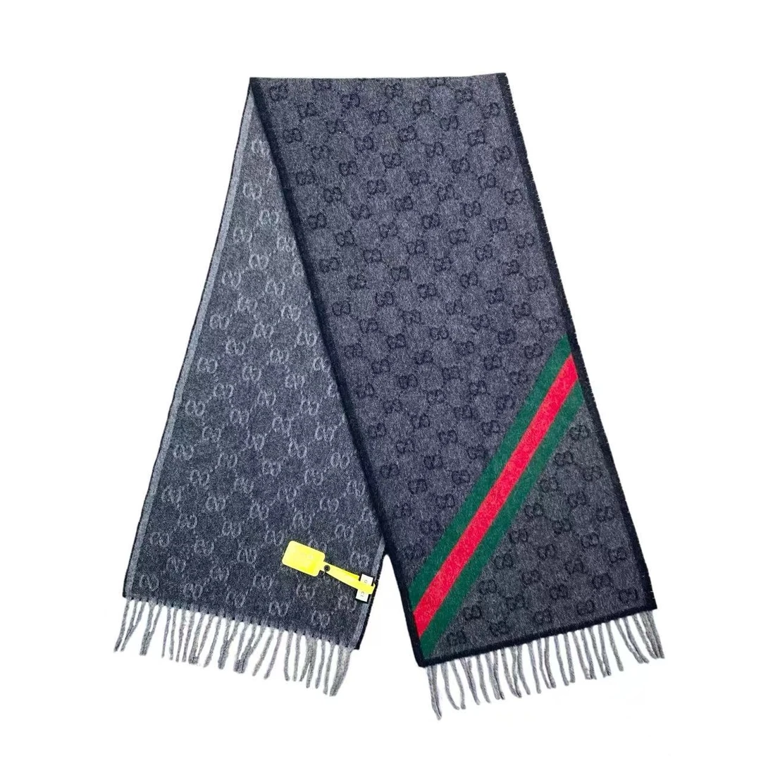 99新 GUCCI/古驰  aa1279 GG满印红绿彩条围巾 均码 98新