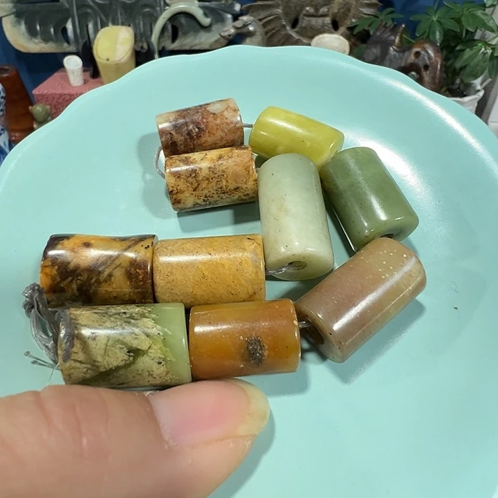 透闪石质玉未镶嵌挂件